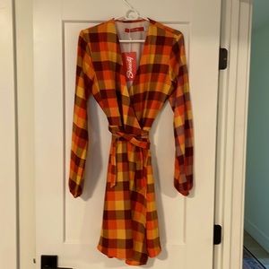 Shinesty 70's Dress Size Large- I have a matching mens suit listed.